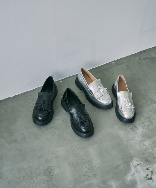 coen（コーエン）の「タッセルローファー（ローファー・レディース・シルバー/ブラック・24.5cm/23.5cm）」の9枚目の写真