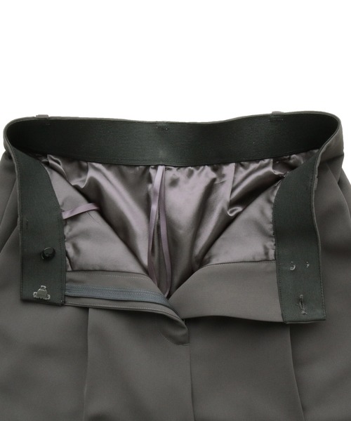 RUIRUE BOUTIQUE（ルイルエブティック）の「オケージョンドレス 結婚式 ｜ ボリュームスリーブペプラムトップス＆ テーパードパンツ セットアップ ｜ パーティードレス ワンピース ドレス フォーマル オケージョン お呼ばれ 美脚効果（パンツドレス・レディース・チャコール/ブラック系その他/ブラック/ネイビー系・S/M/L/LL）」の22枚目の写真