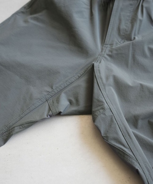 Gramicci(グラミチ)の「【GRAMICCI / グラミチ】4WAY STRETCH TRACK PANT | 4WAYストレッチトラックパンツ(その他パンツ・メンズ・グレー/ブラック/ネイビー/オリーブ/ヘザーグレー/ブラック系その他/タン・L/M/S/LL)」の14枚目の写真
