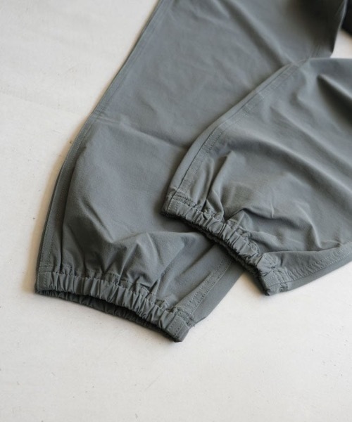 Gramicci(グラミチ)の「【GRAMICCI / グラミチ】4WAY STRETCH TRACK PANT | 4WAYストレッチトラックパンツ(その他パンツ・メンズ・グレー/ブラック/ネイビー/オリーブ/ヘザーグレー/ブラック系その他/タン・L/M/S/LL)」の15枚目の写真