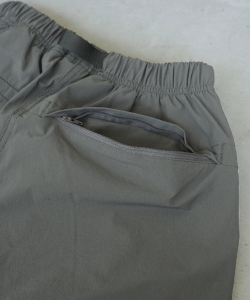 Gramicci(グラミチ)の「【GRAMICCI / グラミチ】4WAY STRETCH TRACK PANT | 4WAYストレッチトラックパンツ(その他パンツ・メンズ・グレー/ブラック/ネイビー/オリーブ/ヘザーグレー/ブラック系その他/タン・L/M/S/LL)」の17枚目の写真