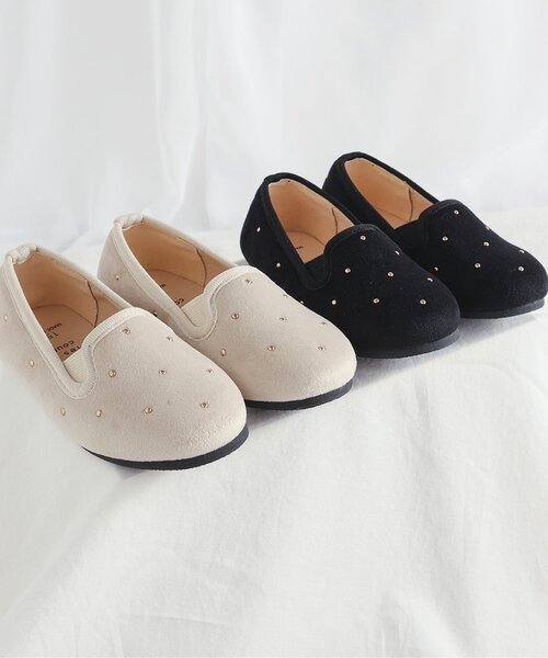 apres les cours（アプレレクール）の「リベットオペラシューズ（パンプス・キッズ・ベージュ/ブラック・19/18/17/16/15 ）」の4枚目の写真