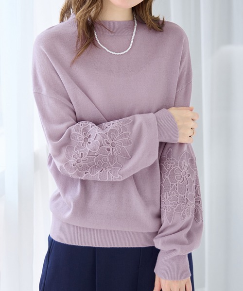 alotta(アロッタ)の「カシミヤタッチふんわり袖レースニット(ニット/セーター・レディース・ブラック/ラベンダー/ネイビー/ホワイト・3L/LL/L/M)」の4枚目の写真