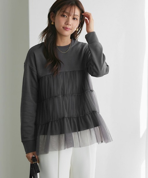 Pierrot(ピエロ)の「チュールティアードスウェット(スウェット・レディース・オフホワイト/ブラック/チャコール・M/L)」の4枚目の写真