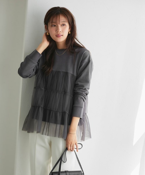 Pierrot(ピエロ)の「チュールティアードスウェット(スウェット・レディース・オフホワイト/ブラック/チャコール・M/L)」の5枚目の写真