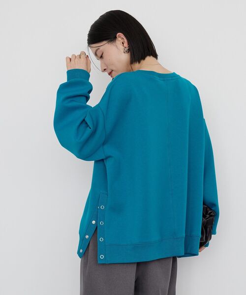 AMERICAN HOLIC（アメリカンホリック）の「サイドドットボタンポンチプルオーバー（スウェット・レディース・チャコールグレー/ターコイズブルー/グレー系その他/アイボリー・M/L）」の18枚目の写真