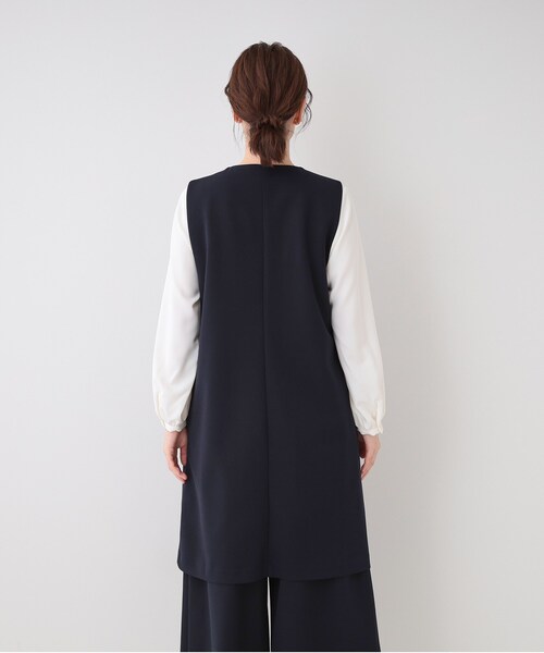SHOO・LA・RUE（シューラルー）の「【洗える/S-3L/セットアップ可】セレモニーや通勤にも カットジョーゼット ジレ（ベスト・レディース・ブラック/ネイビー/ナチュラル・04/03/02/01/05）」の22枚目の写真