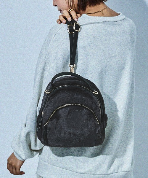 【セール】【HUNDRED】フェイクファー2WAYリュック ショルダーバッグ ハンドバッグ レディース きれいめ バッグパック（ショルダーバッグ）｜HUNDRED（ハンドレッド）