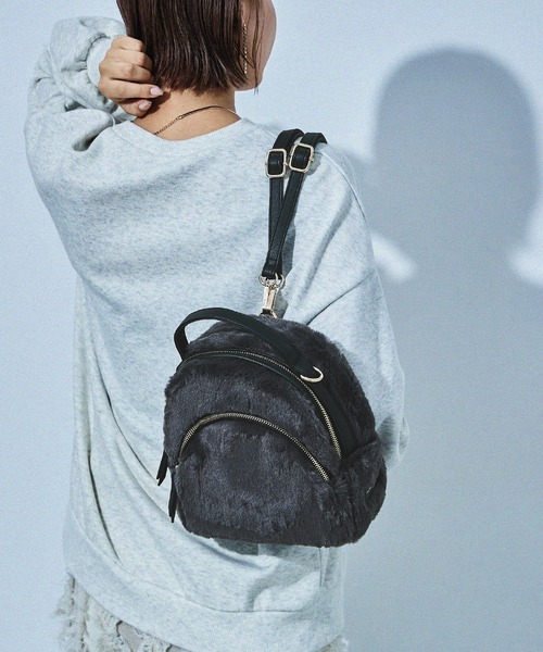 【セール】【HUNDRED】フェイクファー2WAYリュック ショルダーバッグ ハンドバッグ レディース きれいめ バッグパック（ショルダーバッグ）｜HUNDRED（ハンドレッド）