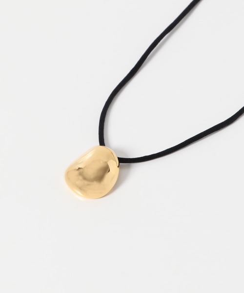 CHIGNON(シニヨン)の「CHIGNON トップ&コードチョーカー(ネックレス・レディース・ゴールド/シルバー・FREE)」の11枚目の写真