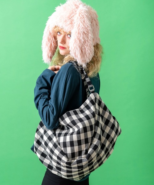 an meets zakka(アンミツザッカ)の「an meets zakka ビッグ2WAYバッグ(ショルダーバッグ・レディース・ホワイト/ベージュ/チェック/ゼブラ・ONESIZE)」の13枚目の写真