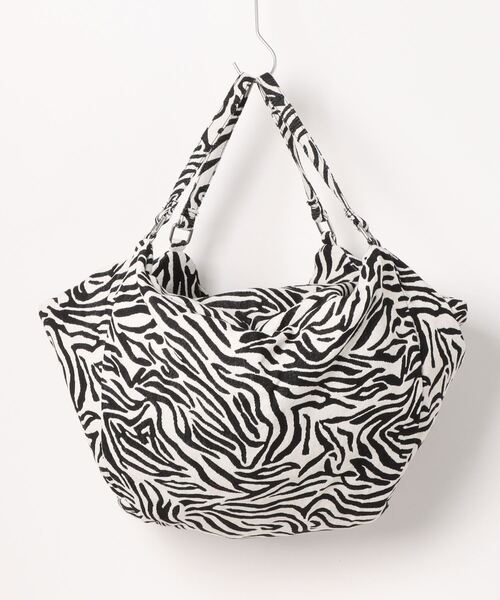 an meets zakka(アンミツザッカ)の「an meets zakka ビッグ2WAYバッグ(ショルダーバッグ・レディース・ホワイト/ベージュ/チェック/ゼブラ・ONESIZE)」の14枚目の写真