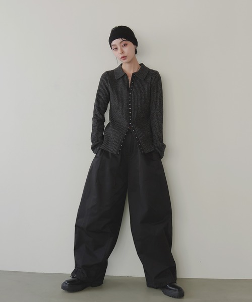 LIAN(リアン)の「ホックデザインポロニット(ニット/セーター・レディース・杢グレー/チャコールグレー/グリーン/アイボリー/ブラウン・FREE)」の8枚目の写真