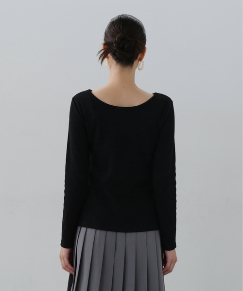N.(N. Natural Beauty Basic)(エヌエヌナチュラルビューティーベーシック)の「◆テレコボートネックカットソー(Tシャツ/カットソー・レディース・ブラック/オフホワイト/ベージュ・MEDIUM)」の18枚目の写真