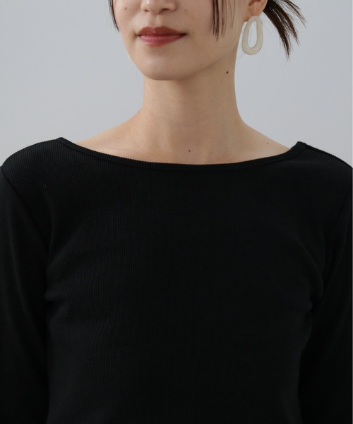 N.(N. Natural Beauty Basic)(エヌエヌナチュラルビューティーベーシック)の「◆テレコボートネックカットソー(Tシャツ/カットソー・レディース・ブラック/オフホワイト/ベージュ・MEDIUM)」の19枚目の写真