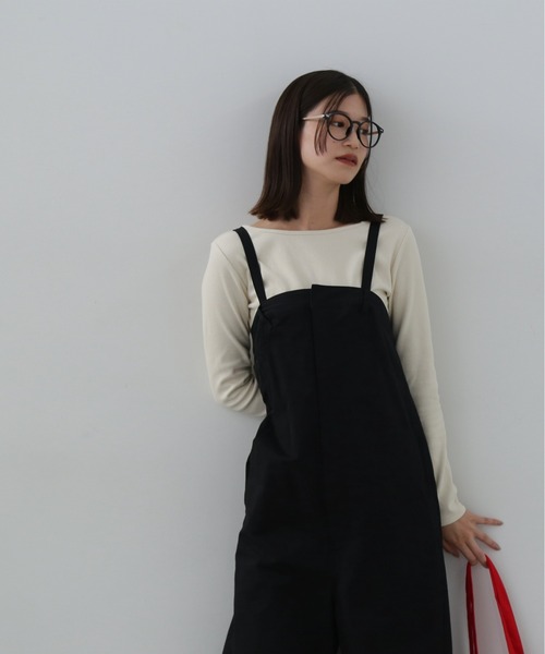 N.(N. Natural Beauty Basic)(エヌエヌナチュラルビューティーベーシック)の「◆テレコボートネックカットソー(Tシャツ/カットソー・レディース・ブラック/オフホワイト/ベージュ・MEDIUM)」の4枚目の写真