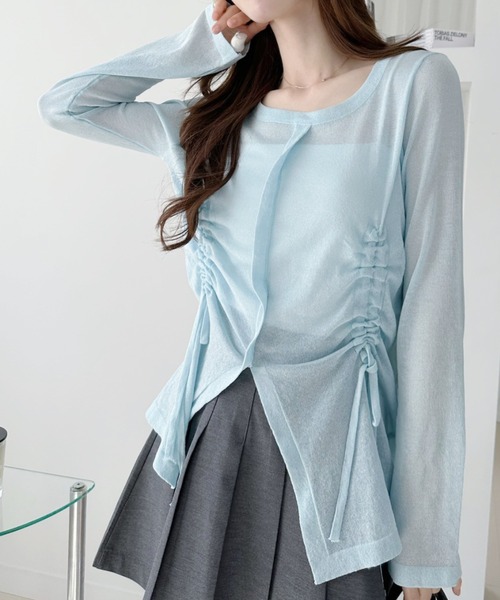 Ada.（エイダ）の「【春のレイヤードに最適】フロントスリット ドロストデザイン 長袖シアートップス（Tシャツ/カットソー・レディース・ホワイト/ブラック/ベージュ/ピンク/グレー/ライトブルー・M/L）」の5枚目の写真