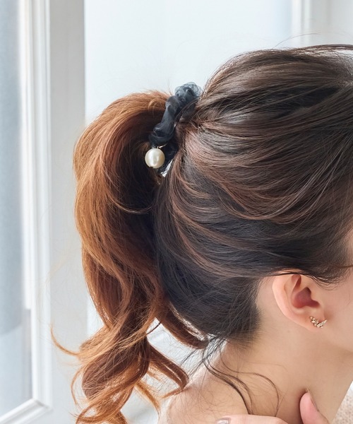 Phoebe（フィービィー）の「パールシュシュヘアブレス（シュシュ・レディース・イエロー/グレー/ブラック・FREE）」の18枚目の写真