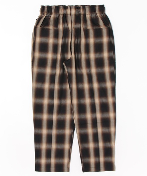 BIG MIKE（ビッグマイク）の「BIG MIKE ビッグマイク/ セットアップ対応 レーヨン混 オンブレチェック ワイドイージーパンツ / 102517600 102517601（その他パンツ・メンズ・ブラウン系その他/ブラック×ホワイト・MEDIUM/LARGE/X-LARGE）」の14枚目の写真