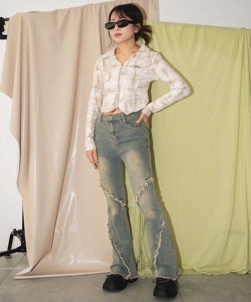 dispark(ディスパーク)の「DISPARK/ブーツカットフリンジデニム(デニムパンツ・レディース・ブラック/インディゴブルー・SMALL/MEDIUM)」の3枚目の写真