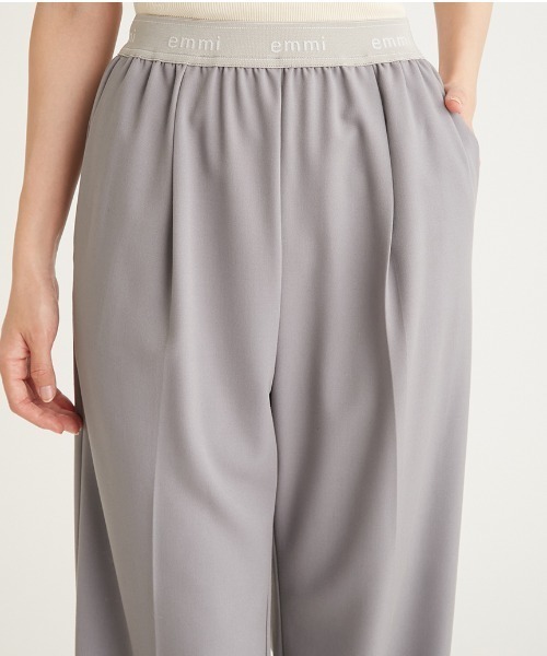 emmi（エミ）の「【10th】emmiロゴジャガードゴムタックパンツ（その他パンツ・レディース・グレー/ブラック/アイボリー・1/0）」の6枚目の写真