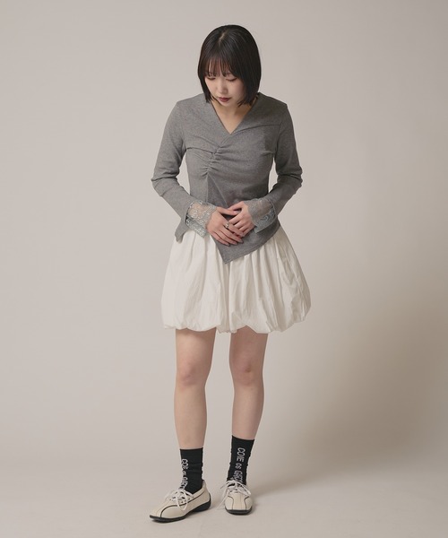 AO2(アオズ)の「▲Cuff Lace Front Gather Tops / 袖口レースフロントギャザートップス(Tシャツ/カットソー・レディース・グレー/ブラック/ホワイト・FREE)」の20枚目の写真