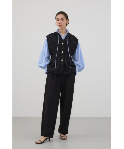 crie conforto（クリーコンフォルト）の「フリルスタンドカラーブラウス　秋服（シャツ/ブラウス・レディース・オフホワイト/ブラック/ライトブルー・FREE）」の6枚目の写真