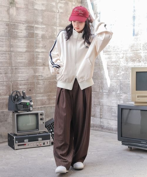 PAGEBOY(ページボーイ)の「《UNISEX》カラーロゴキャップ(キャップ・レディース・レッド/サックスブルー/ブラック・FREE)」の7枚目の写真