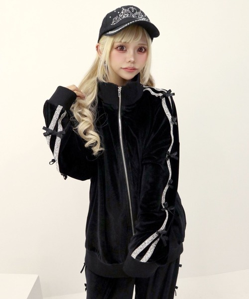 Diable baiser(ディアブルベーゼ)の「ビジューラインベロアジャージパンツ(その他パンツ・レディース・ブラック/ベビーピンク・M-L)」の3枚目の写真