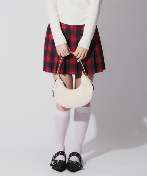 JilLA(ジルア)の「Check Pleated Mini Skirt / チェック柄プリーツミニスカート(スカート・レディース・ブラック/レッド/チェック・FREE)」の13枚目の写真