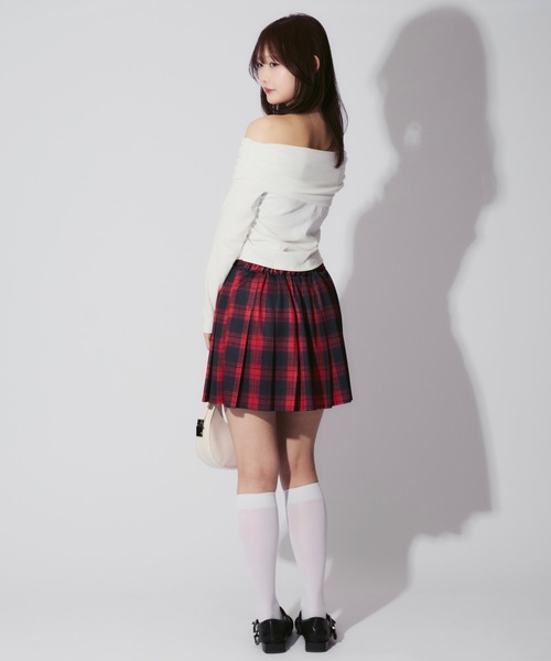 JilLA(ジルア)の「Check Pleated Mini Skirt / チェック柄プリーツミニスカート(スカート・レディース・ブラック/レッド/チェック・FREE)」の5枚目の写真