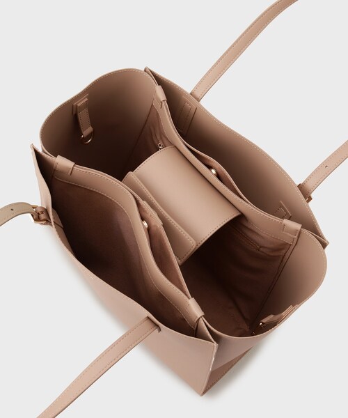 UNTITLED（アンタイトル）の「【A4書類 PC収納可】エフォートレストート（トートバッグ・レディース・ブラック/ライトグレー/ベージュ・99）」の6枚目の写真