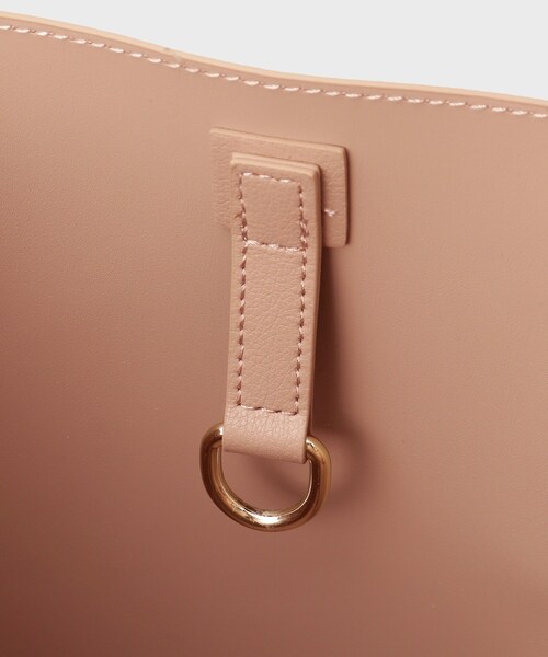 UNTITLED（アンタイトル）の「【A4書類 PC収納可】エフォートレストート（トートバッグ・レディース・ブラック/ライトグレー/ベージュ・99）」の9枚目の写真