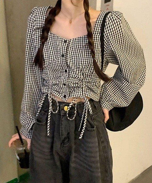 Mejoul（メジュール）の「【大好評につき新色追加！お気に入り8500突破】ギンガムチェックドロストスクエアネックブラウス（シャツ/ブラウス・レディース・ブラック/ブルー/ホワイト系その他/ブラック系その他・L/M/S）」の5枚目の写真