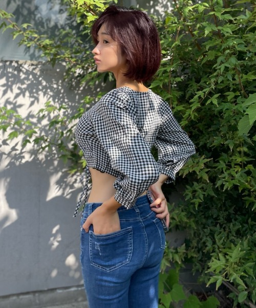 Mejoul（メジュール）の「【大好評につき新色追加！お気に入り8500突破】ギンガムチェックドロストスクエアネックブラウス（シャツ/ブラウス・レディース・ブラック/ブルー/ホワイト系その他/ブラック系その他・L/M/S）」の15枚目の写真