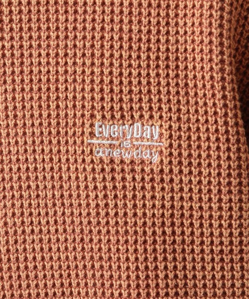 BAYFLOW（ベイフロー）の「フェードニットプルオーバー（ニット/セーター・メンズ・ブルー/チャコール/オレンジ・MEDIUM/LARGE）」の17枚目の写真