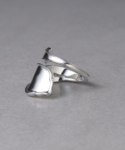 Lui's(ルイス)の「Ah ring/04 (リング)(リング・レディース・シルバー・FREE)」の2枚目の写真