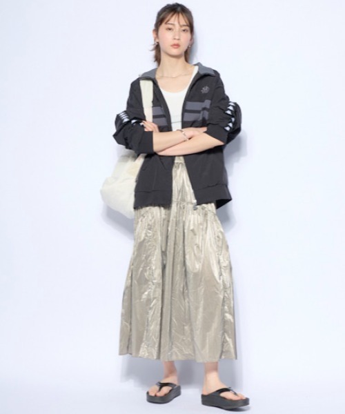 Kappa（カッパ）の「ナイロントラックジャケット (ユニセックス)（ナイロンジャケット・メンズ・ブラック/グリーン・MEDIUM/LARGE/X-LARGE）」の3枚目の写真
