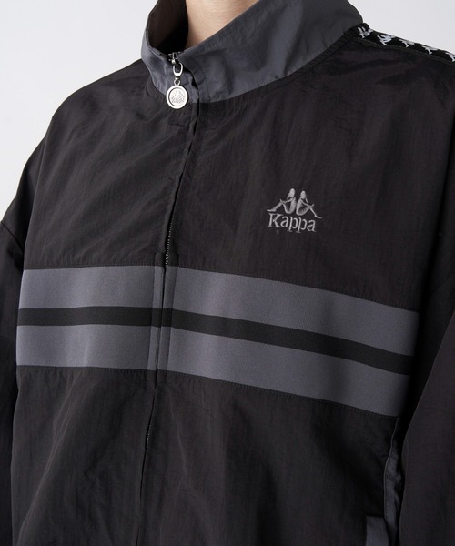 Kappa（カッパ）の「ナイロントラックジャケット (ユニセックス)（ナイロンジャケット・メンズ・ブラック/グリーン・MEDIUM/LARGE/X-LARGE）」の9枚目の写真