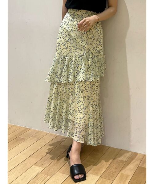 LAGUNAMOON（ラグナムーン）の「楊柳プリントアシンメトリーティアードスカート（スカート・レディース・ブラック/ライトグリーン/アイボリー・SMALL/MEDIUM）」の3枚目の写真