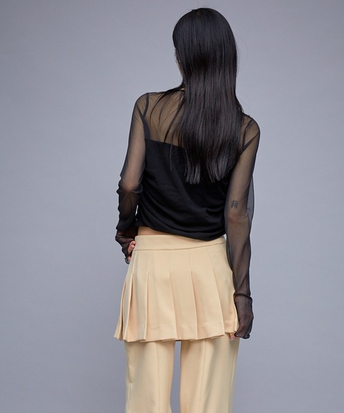 THINGS THAT MATTER（シングス ザット マター）の「THINGS THAT MATTER SHEER & DRAPE RIB TOPS（その他トップス・レディース・ベージュ/ブラック・FREE）」の16枚目の写真