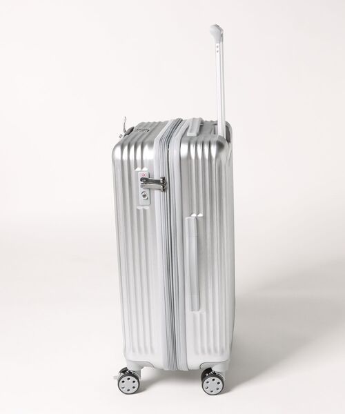 NEW ERA(ニューエラ)の「【NEW ERA/ニューエラ】WHEEL CARRY CASE MEDIUM(スーツケース/キャリーバッグ・メンズ・ブラック/シルバー・FREE)」の3枚目の写真