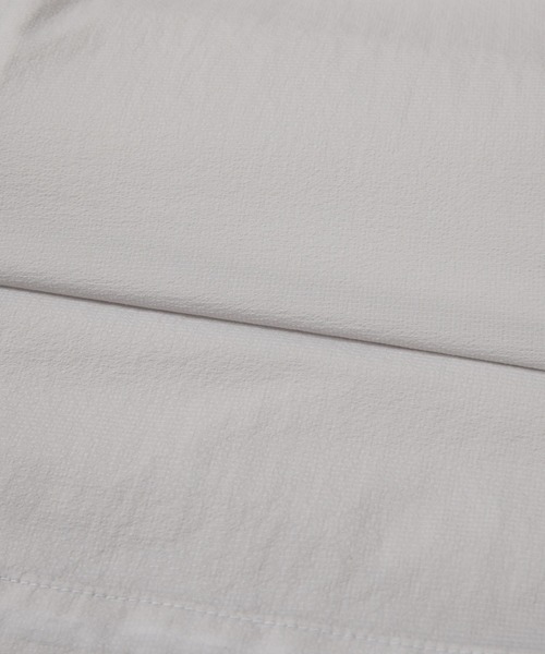 Snow Peak（スノーピーク）の「Snow Peak / Ultra Lightweight Windbreaker ウィンドブレーカー（ナイロンジャケット・メンズ・ベージュ/ネイビー/グレー・L/M/XL）」の21枚目の写真