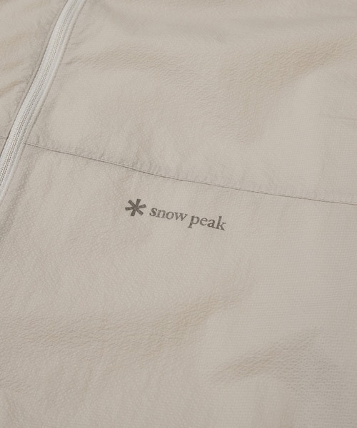Snow Peak（スノーピーク）の「Snow Peak / Ultra Lightweight Windbreaker ウィンドブレーカー（ナイロンジャケット・メンズ・ベージュ/ネイビー/グレー・L/M/XL）」の7枚目の写真