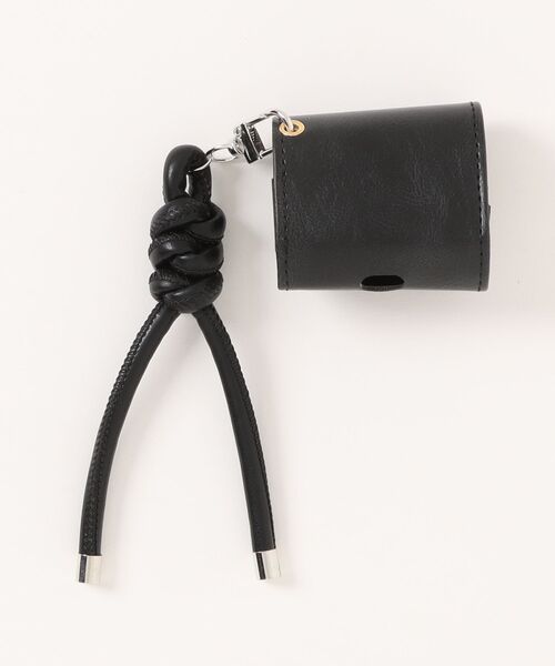 Fun & Daily(ファンアンドデイリー)の「PU Leather Strap AirPods 4 Case エアポッズ4(ヘッドフォン/イヤホン・レディース・ブラック/ブラウン・FREE)」の6枚目の写真