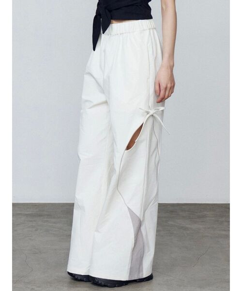 EMODA(エモダ)の「サイドラインスリットパンツ(その他パンツ・レディース・ブラック/グレー/ホワイト・FREE)」の18枚目の写真