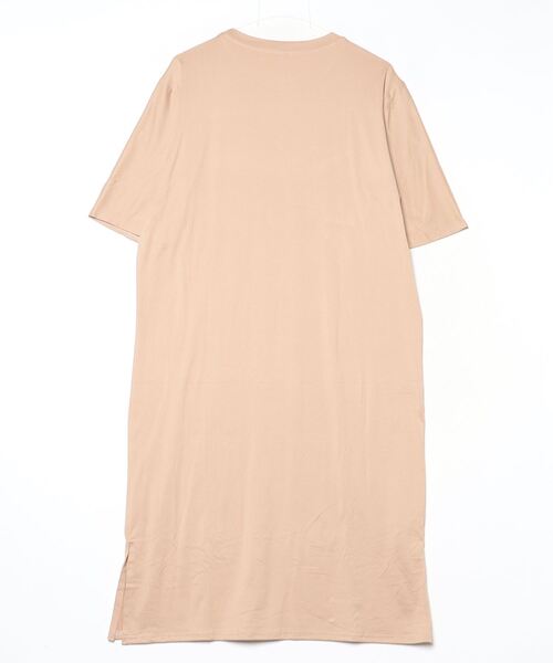 LETee(レティー)の「サイドスリット ティーシャツワンピース(Tシャツ/カットソー・レディース・モカ/ブラック/ブルー・FREE)」の16枚目の写真