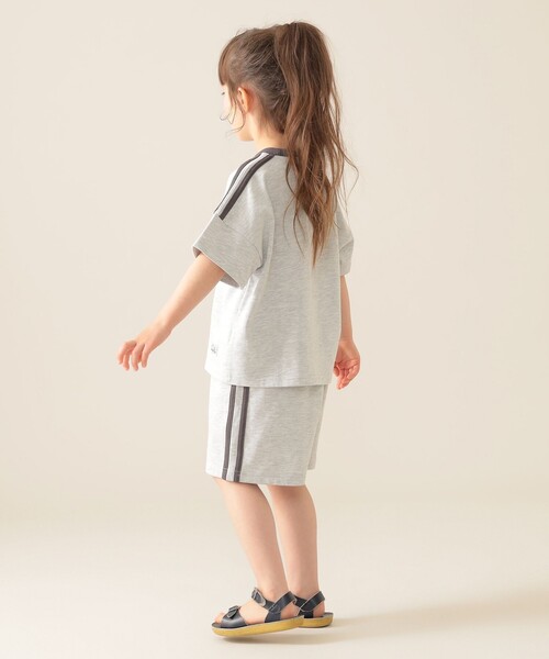 BEAMS mini（ビームスミニ）の「バイカラー ライン 天竺 セットアップ 2025SS（90～150cm）（Tシャツ/カットソー・キッズ・ブラック系その他/チャコールグレー・130/110/90/120/100/150/140）」の22枚目の写真
