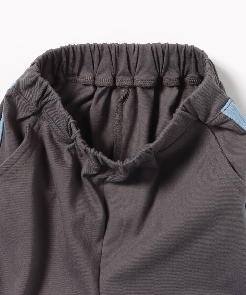BEAMS mini（ビームスミニ）の「バイカラー ライン 天竺 セットアップ 2025SS（90～150cm）（Tシャツ/カットソー・キッズ・ブラック系その他/チャコールグレー・130/110/90/120/100/150/140）」の10枚目の写真