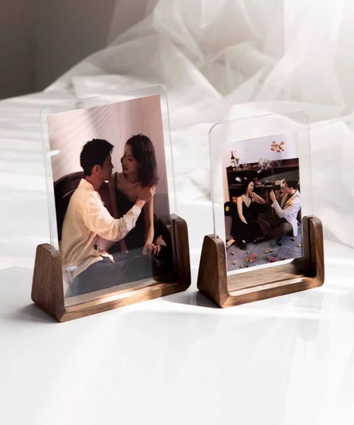 aimoha（アイモハ）の「アクリルフォトフレーム（フォトフレーム・レディース・ベージュ/ブラウン・MEDIUM/LARGE/SMALL）」の4枚目の写真